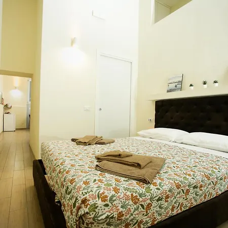 Centro Storico Maison Apartment